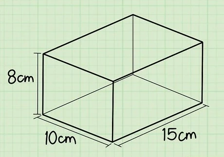 Imagem de uma caixa em 3d com as medidas de 8cm de altura, 15cm de comprimento e 10 cm de largura.
